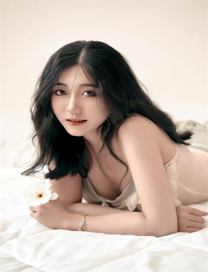 文化分析：《模犯生》中的文化身份与自我认同的探索 认识艺术的文化教育功能